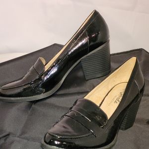 Black Patent Leather Penny loafers 9W by Life Stride